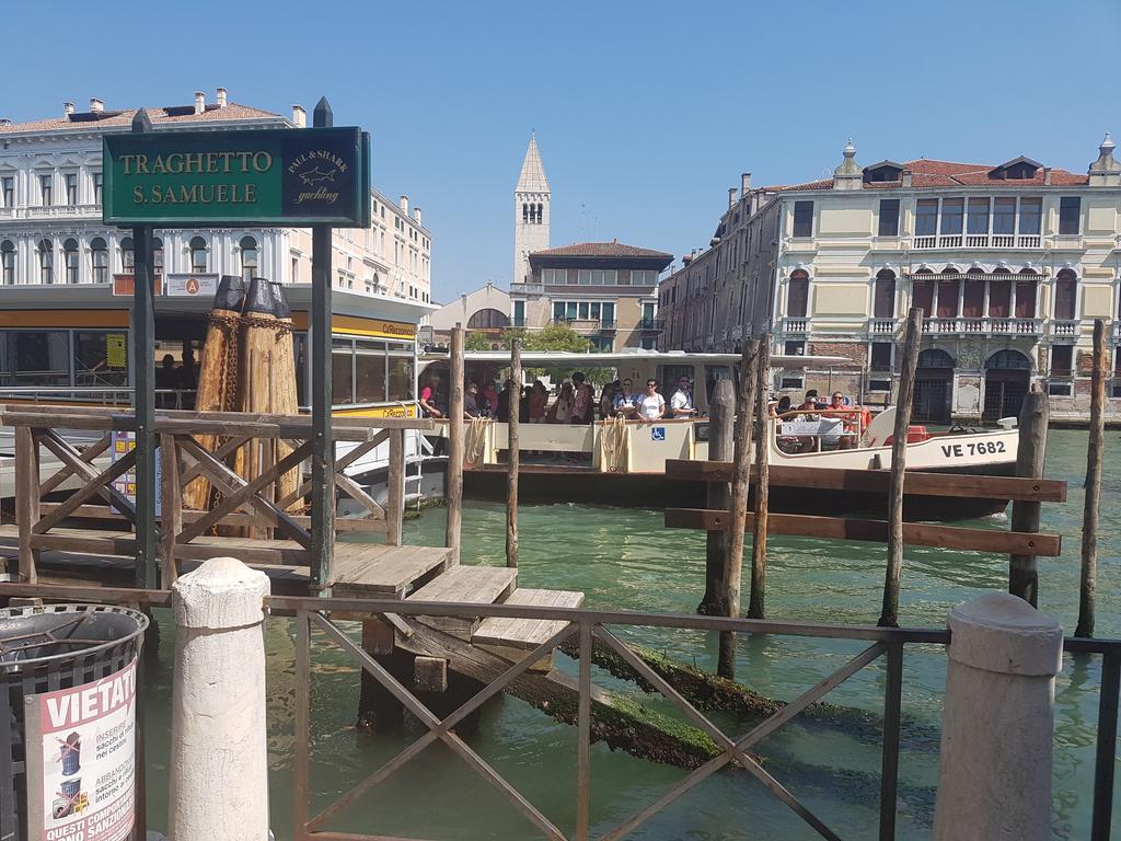 Appartamento Garden Ca' Rezzonico Venesia Bagian luar foto