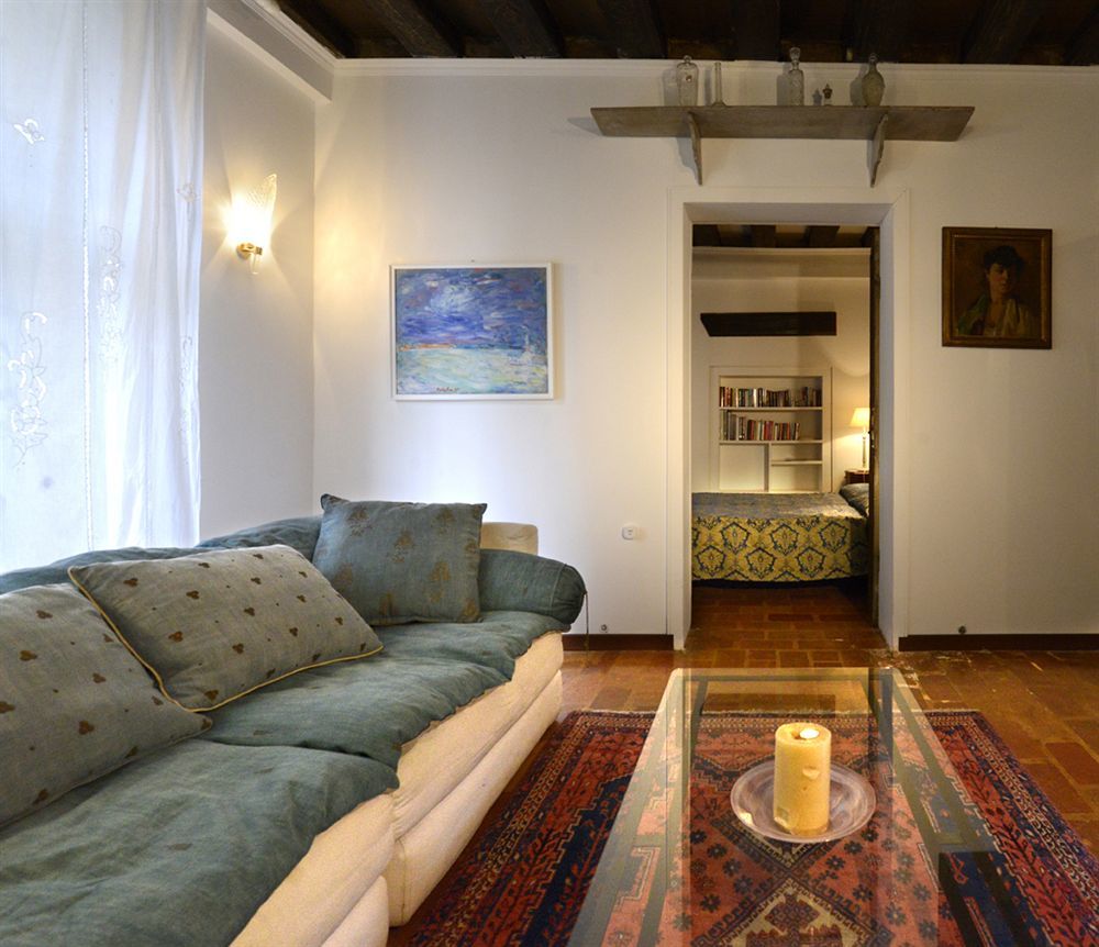 Appartamento Garden Ca' Rezzonico Venesia Bagian luar foto
